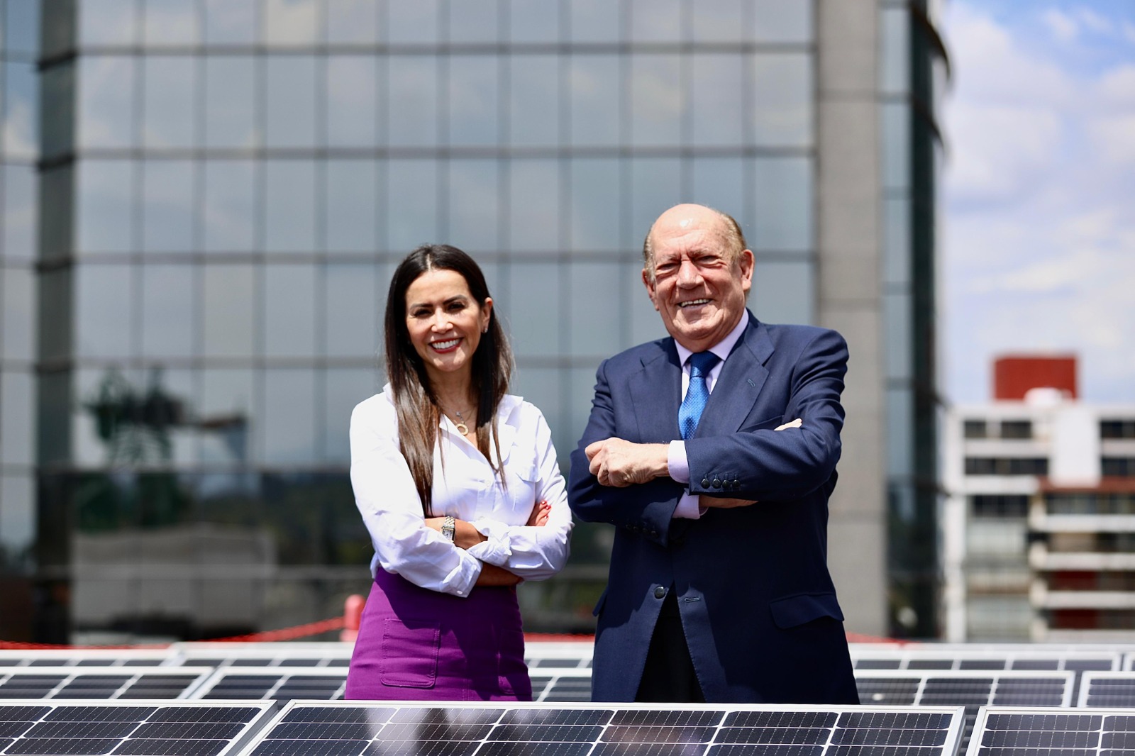 Katya Samohano Directora General de Iberdrola MéxicoDon Antonio Suárez presidente de Grupomar